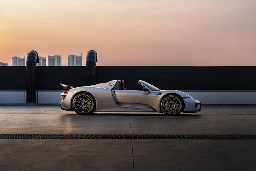 Porsche 911 GT3 RS và 718 GT4 RS trưng bày trong sự kiện hội ngộ xe GT tại Việt Nam - 1