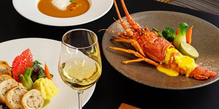 Chu du thế giới cùng World Flavor Festival tại Radisson Blue Cam Ranh