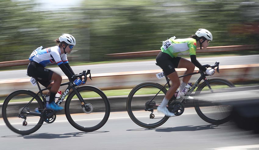 Áo xanh đổi chủ từ Thu Mai sang Nguyễn Thị Thật sau 4 chặng - 6