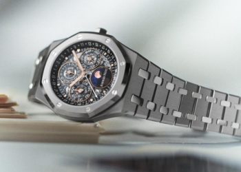 Bộ máy Calibre 7139 lộ cơ trên Royal Oak và Code 11.59 với mặt số sapphire và chi tiết hoàn thiện thủ công tinh xảo - 4