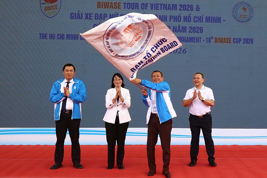 Chặng 1 Biwase Cup 2026: Ayustina (Indonesia) chiếm ưu thế, các "ông lớn" vẫn giấu bài - 1