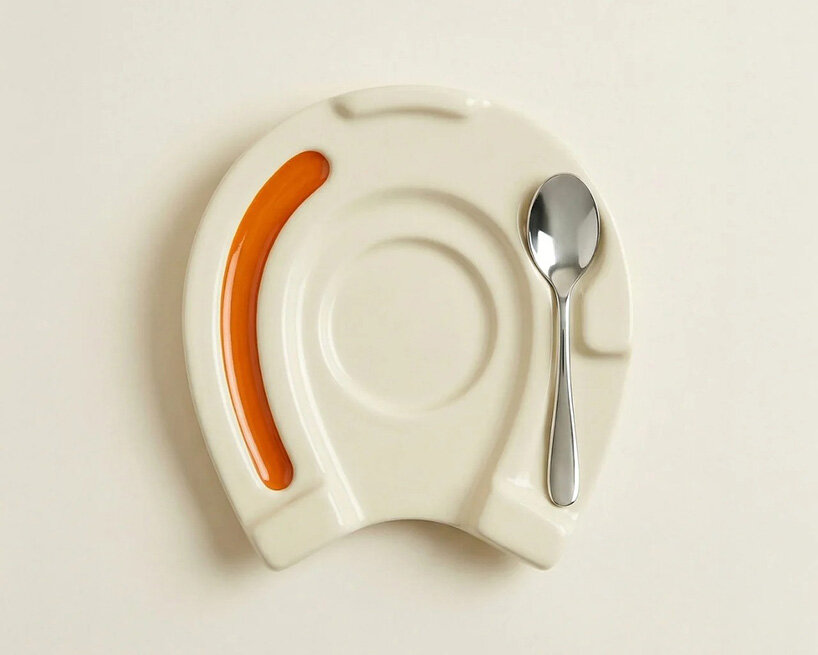 Concept Hermès x Bialetti Moka Pot với nắp hình ngựa màu cam và bộ tách espresso đồng bộ trong hộp gỗ óc chó - 5