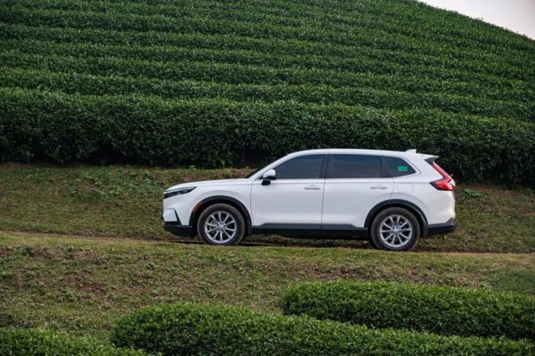 Honda Việt Nam ra mắt CR-V bản xăng mới, giá từ 1,039 tỷ đồng - 1