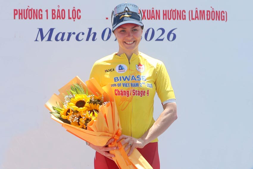 Komina Marina đoạt cú đúp Áo vàng, Áo chấm đỏ, Nguyễn Thị Thật áo xanh, Gissinger Oda áo trắng và Bùi Thị Huệ MISS Biwase TOV - 1