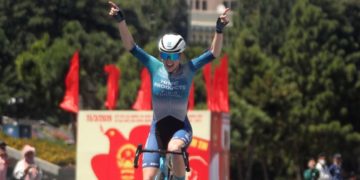 Komina Marina đoạt cú đúp Áo vàng, Áo chấm đỏ, Nguyễn Thị Thật áo xanh, Gissinger Oda áo trắng và Bùi Thị Huệ MISS Biwase TOV - 5