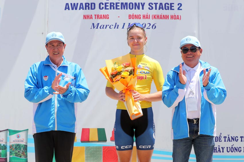 Rasmussen Walther “Xé” 3 sắc áo, Komina Marina khẳng định vị thế “Nữ hoàng leo núi” - 7