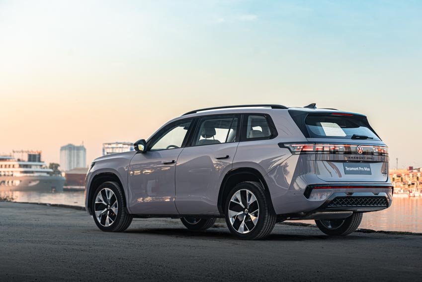 Volkswagen Teramont Pro ra mắt tại Việt Nam với thiết kế SUV cỡ lớn và nội thất cao cấp - 3