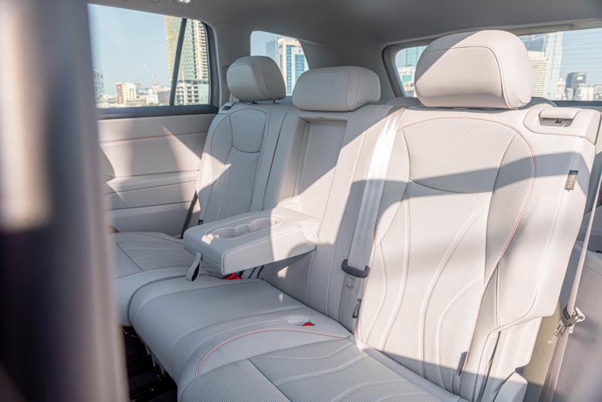 Volkswagen Teramont Pro ra mắt tại Việt Nam với thiết kế SUV cỡ lớn và nội thất cao cấp - 1