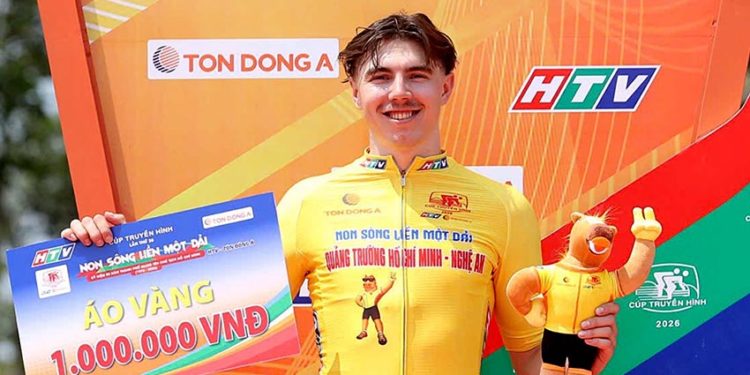 Áo Cam Nguyễn Văn Bình nuối tiếc rời giải, Anton Popov thắng chặng 6 tranh Cúp HTV – Tôn Đông Á 2026 - 4