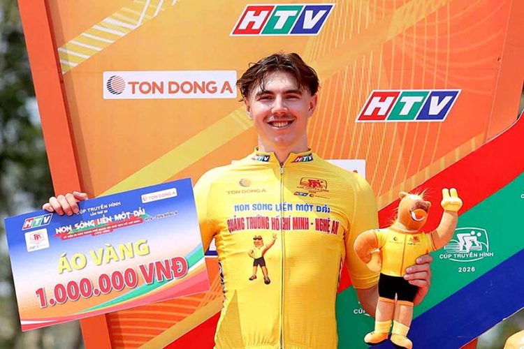 Áo Cam Nguyễn Văn Bình nuối tiếc rời giải, Anton Popov thắng chặng 6 tranh Cúp HTV – Tôn Đông Á 2026 - 4