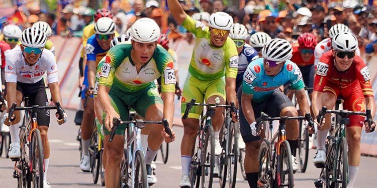 Áo vàng Yarash vẫn “Bất biến”, Clement Em chiến thắng tại chặng 13 Cúp HTV – Tôn Đông Á 2026 - 2