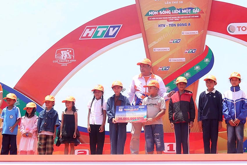 Đặng Thành Được giành áo chấm đỏ, Marchuk Dzianis khẳng định sức mạnh áo vàng chặng 7 HTV – Tôn Đông Á 2026 - 5