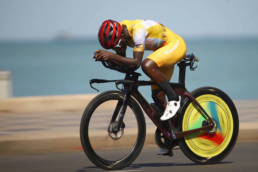 Cúp Truyền hình HTV 2026: Sergei Kulikov thắng chặng cá nhân tính giờ, Yarash bảo vệ thành công Áo vàng - 2