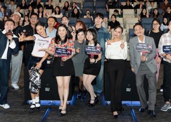 Dàn diễn viên và khách mời nổi tiếng tại buổi ra mắt phim Đại Tiệc Trăng Máu 8