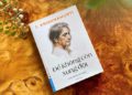 Bìa sách “Để không còn xung đột” của Krishnamurti với thiết kế tối giản, gợi chủ đề triết học và hòa bình nội tại