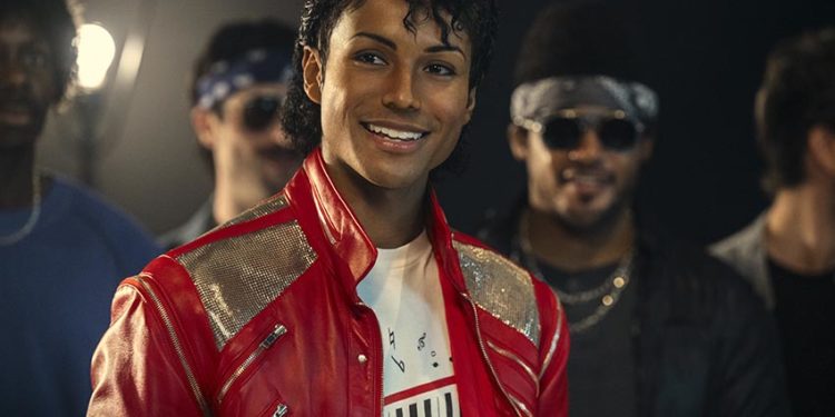 Jaafar Jackson tái hiện hình ảnh Michael Jackson trong phim tiểu sử với phong cách biểu diễn đặc trưng - 1
