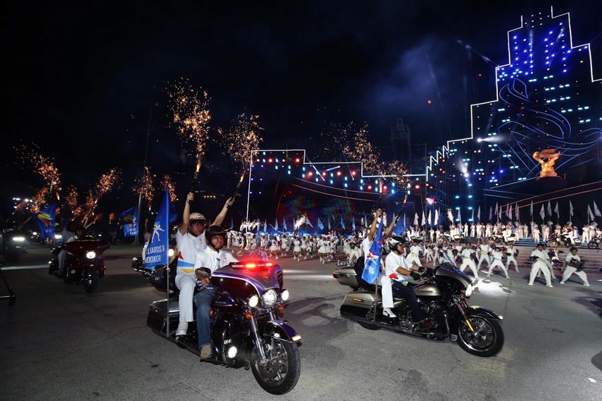 Khai mạc Đại hội TDTT TP.HCM 2026 Ấn tượng không gian mở, quy mô diễu hành kỷ lục - 2