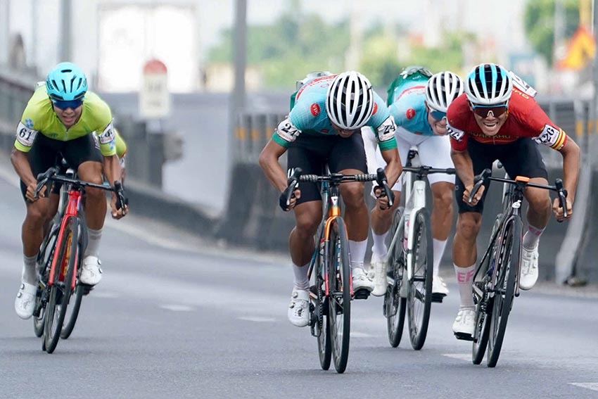 Nỗ lực đơn độc của Nguyễn Tấn Hoài bất thành, Patrick Patterson thắng nghẹt thở tại Mỹ Tho - 1