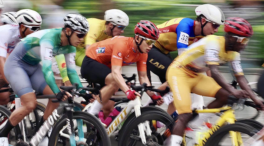 Patterson và Marchuk Dzianis đồng loạt "xé" áo tại chặng 3 Cúp HTV – Tôn Đông Á 2026 - 2