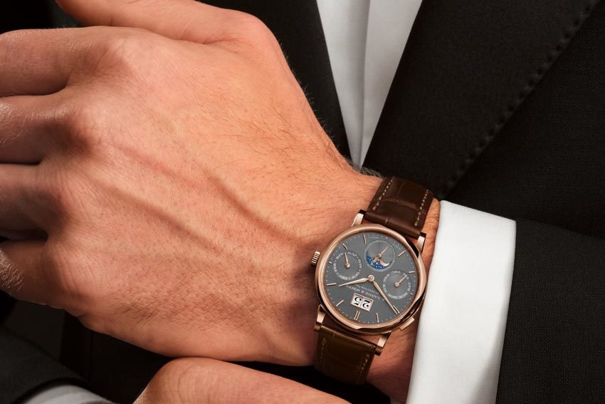 Đồng hồ SAXONIA Annual Calendar vàng trắng và vàng hồng với mặt số lịch thường niên và moonphase tinh xảo - 6