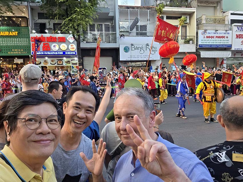 Tết Nguyên Tiêu ở Chợ Lớn và bài toán đầu tư cho lễ hội, công nghiệp văn hóa - 1