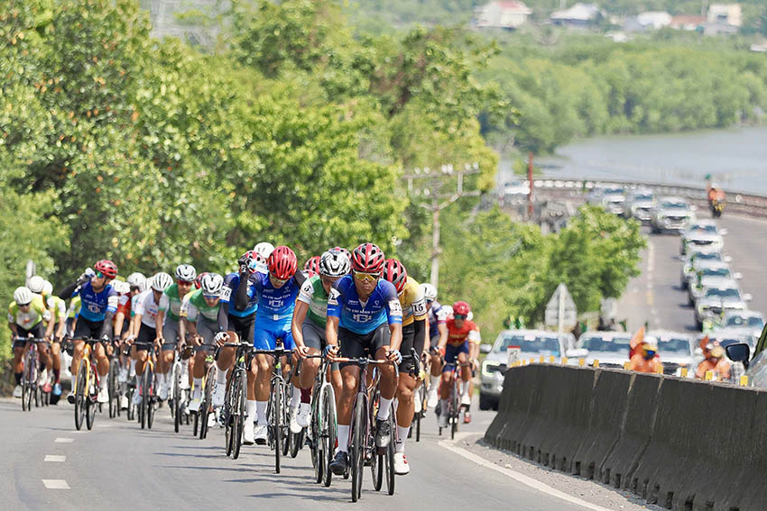 Xuân Lộc "xé" áo chấm đỏ và cuộc chiến "sống còn" tại đèo Khánh Lê Cúp HTV – Tôn Đông Á - 8