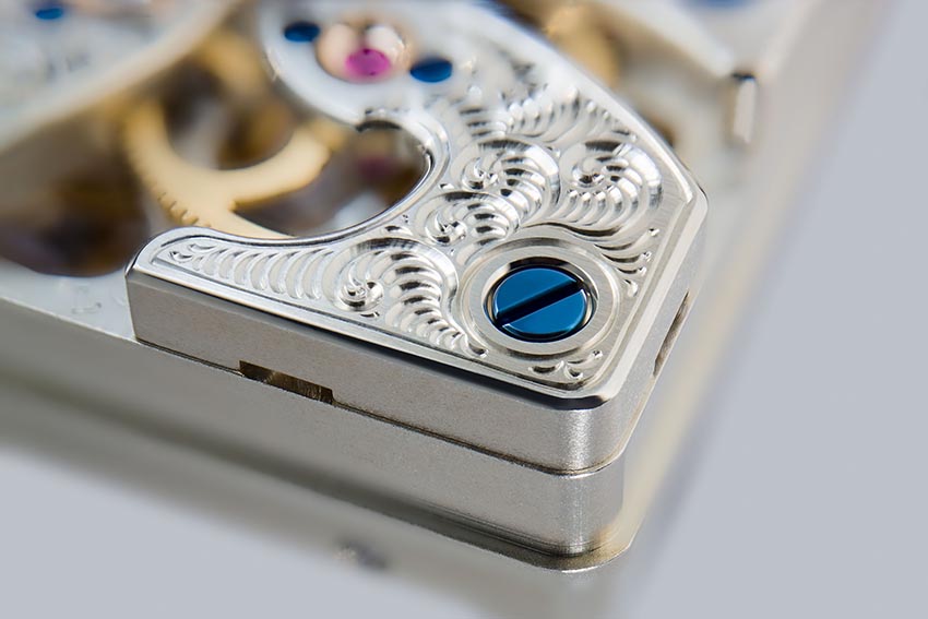 Khi haute horlogerie gặp nghệ thuật ánh sáng: CABARET TOURBILLON HONEYGOLD - 8