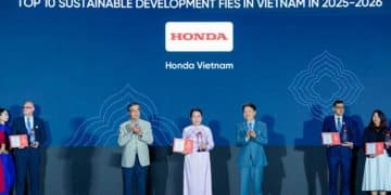 Đại diện Honda Việt Nam nhận giải thưởng Rồng Vàng 2026 tại lễ vinh danh doanh nghiệp FDI phát triển bền vững - 1