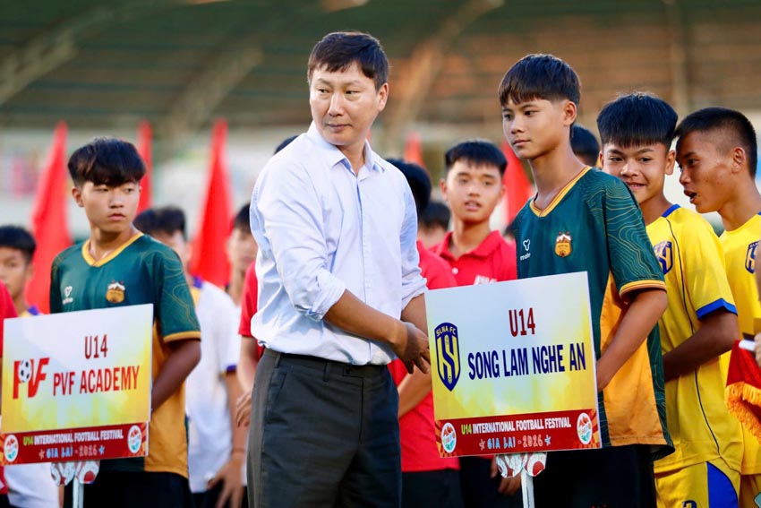 Khai mạc Festival Bóng đá Quốc tế U14 Gia Lai 2026: “Đại ngàn chạm biển xanh” giữa lòng Pleiku - 6