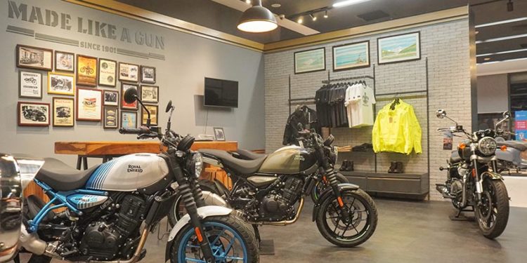 Dàn mô tô mới của Royal Enfield ra mắt tại Việt Nam nhân dịp kỷ niệm 125 năm thương hiệu - 1
