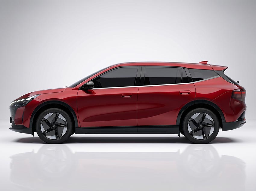 VinFast VF 8 thế hệ mới màu đỏ trong buổi ra mắt tại Việt Nam với thiết kế SUV điện hiện đại - 4