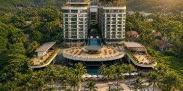 Toàn cảnh WorldHotels Long Beach Resort Phú Quốc nhìn ra biển lúc hoàng hôn với không gian nghỉ dưỡng hiện đại - 3