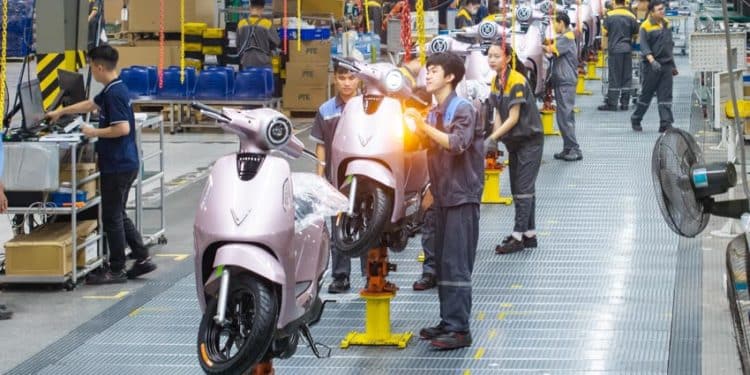 Cú mốc 1 triệu xe máy điện — và bài toán VinFast chưa có lời giải
