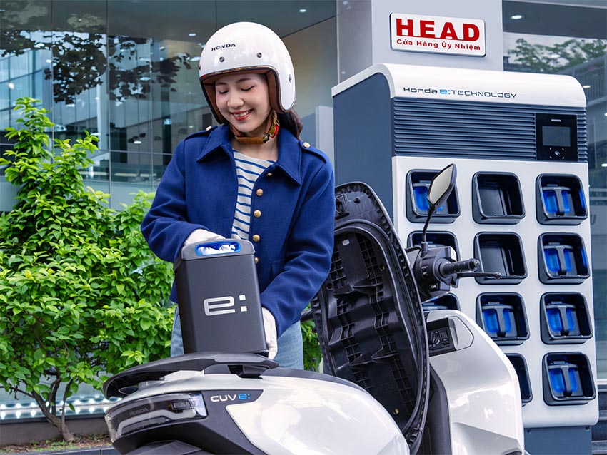 onda giới thiệu hai mẫu xe máy điện CUV e và UC3 cùng hệ thống trạm đổi pin tại Việt Nam - 1