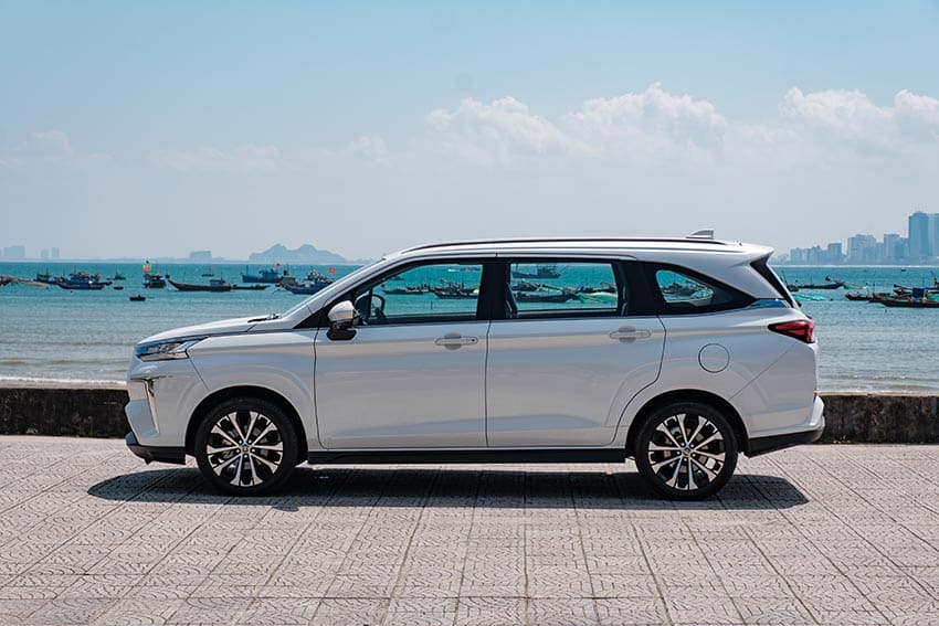 Toyota ưu đãi 100% trước bạ, lãi suất 0% cho xe 7 chỗ - 3