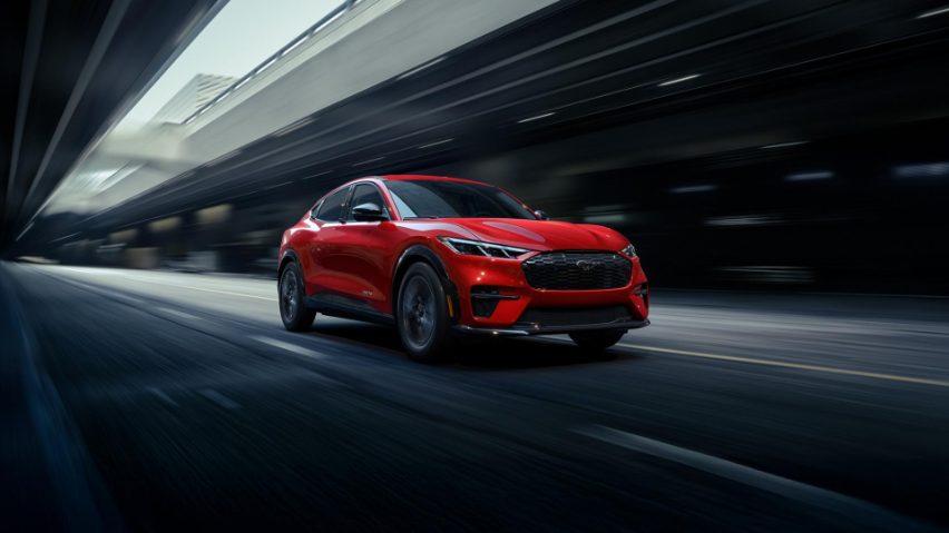 Ford Mustang Mach-E — mẫu xe thuần điện duy nhất của khối VAMA bán ra tại Việt Nam