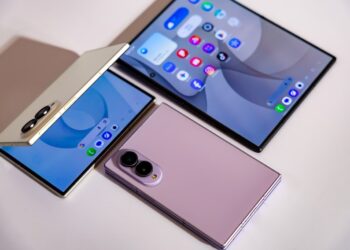 Công nghệ Flex Titanium trên Galaxy Z Fold