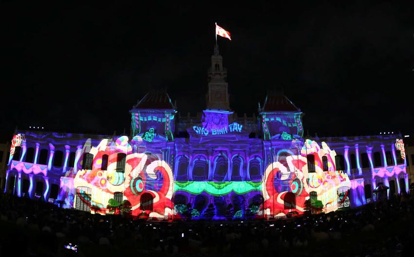 Đêm tòa nhà trăm tuổi thức giấc: 3D Mapping và một thói quen đô thị đang thành hình - 9