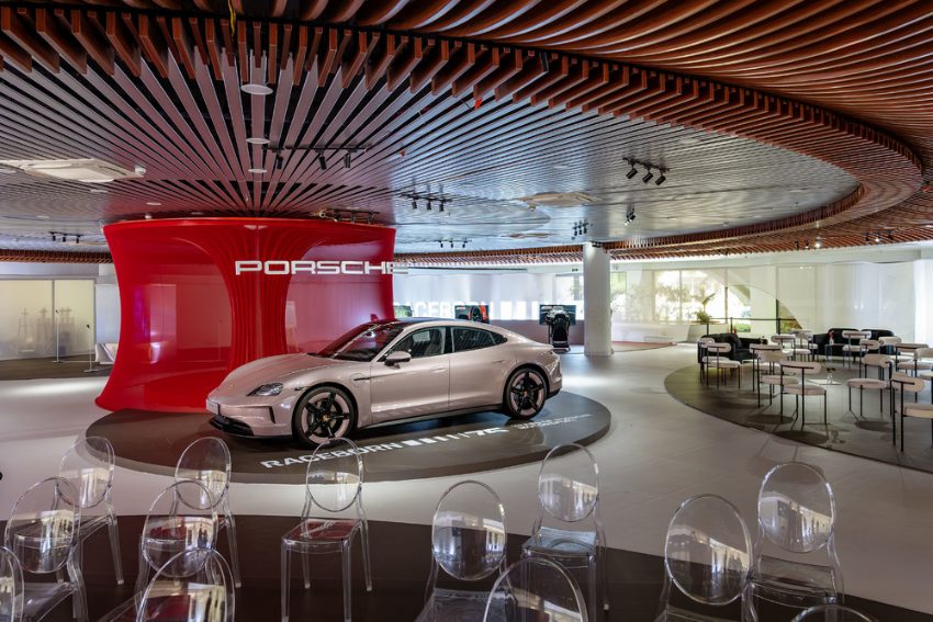 Hoạt động nghệ thuật tương tác tại sự kiện Porsche Đà Nẵng