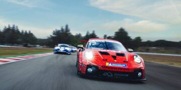 Tay đua Sawer Hoàng Đạt, Porsche Việt Nam