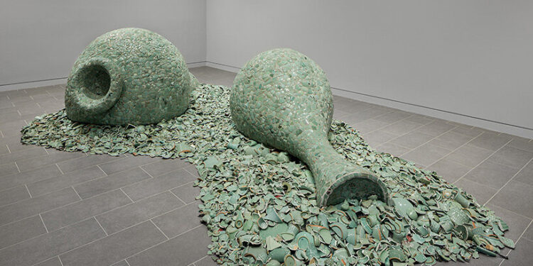 Celadon Landscape của Jean Shin tại Green-Wood Cemetery
